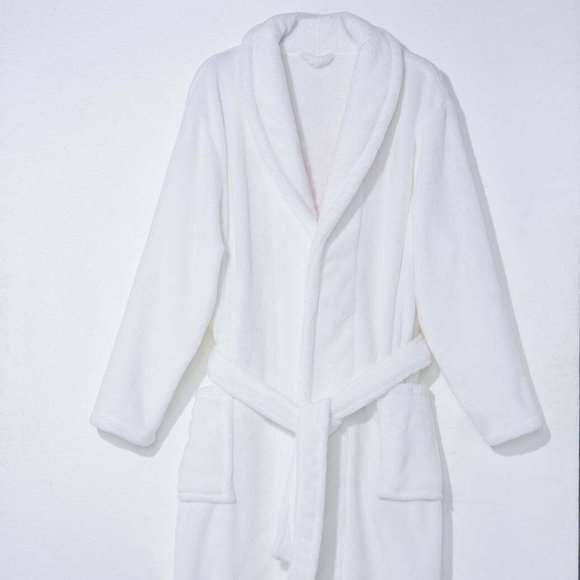 NWT COCUS POCUS Brrrr It's Cold in Here Plush Bathrobe - O/S - Picture 2 of 4
